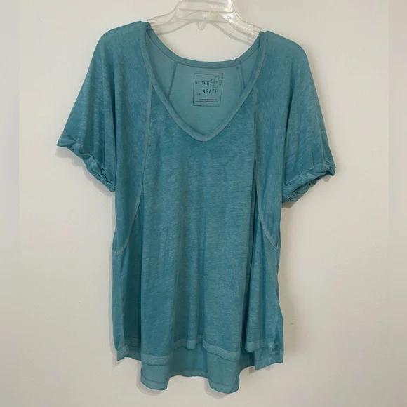 We the Free Fallin Tee - Picture 2 of 6